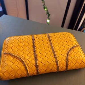 Yellow Intrecciato Bottega Veneta Wallet